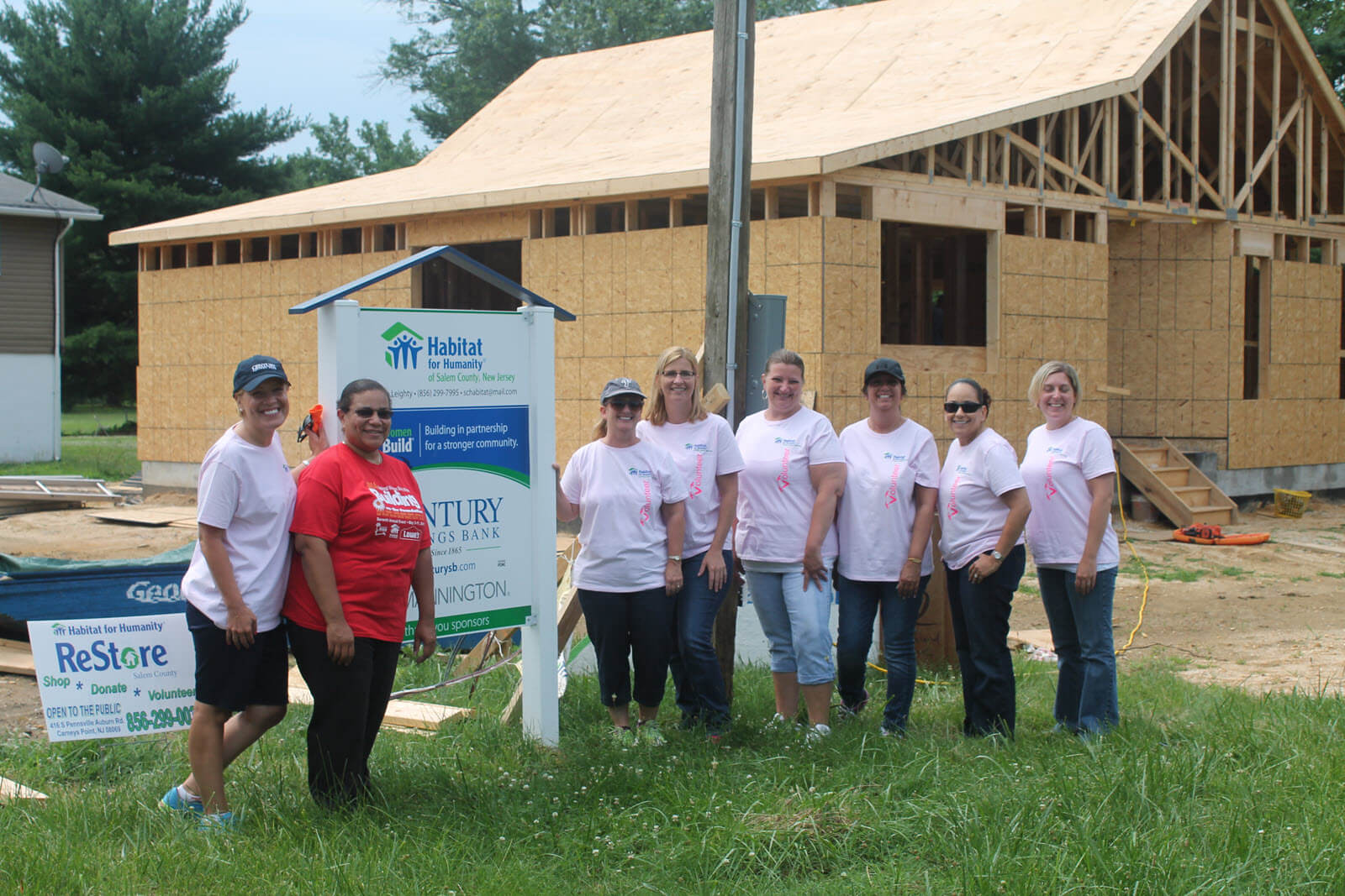 Habitat for Humanity - CSB helps the community